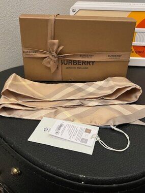 NWT Burberry Beige Check Silk Twilly Scarf Ribbon | Boxed Giftable